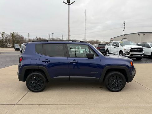 Used 2019 Jeep Renegade Sport image 8
