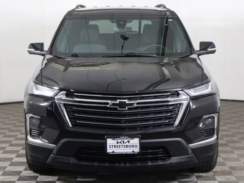 Used 2023 Chevrolet Traverse LT FWD image 13