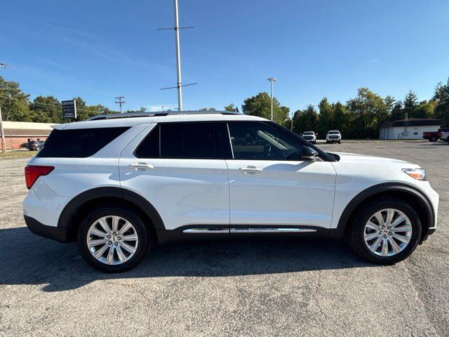 Used 2022 Ford Explorer Limited w/ Equipment Group 301A AWD/4WD image 6