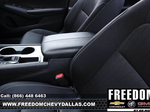 Used 2024 Nissan Altima 2.5 SV FWD image 30