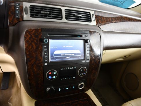 Used 2012 GMC Yukon Denali AWD/4WD image 26