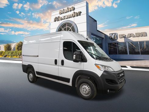 New 2026 RAM ProMaster 2500 w/ Convenience Group FWD image 1