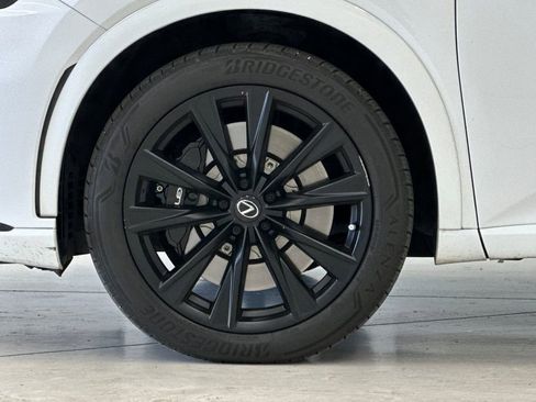 Used 2023 Lexus RX 500h F Sport w/ Cold Area Package AWD/4WD image 27