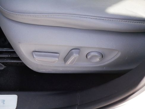 Certified 2020 Toyota Highlander Limited image 20