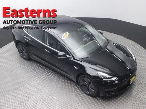 Used 2018 Tesla Model 3 Long Range AWD/4WD image 3