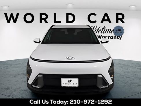 New 2025 Hyundai Kona SEL image 2