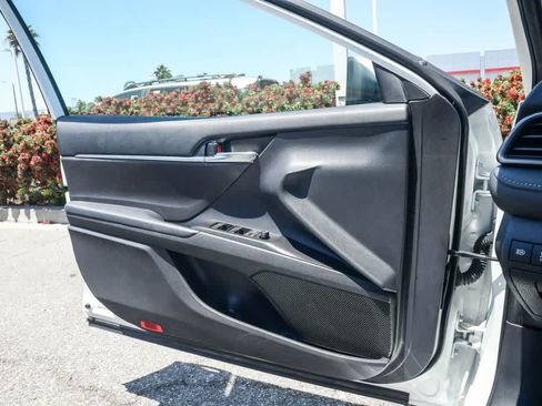 Used 2024 Toyota Camry SE FWD image 25