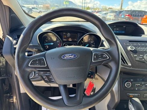 Used 2018 Ford Escape SE FWD image 14