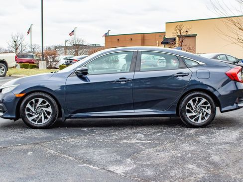 Used 2018 Honda Civic EX image 5