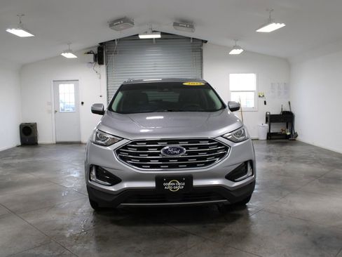 Used 2022 Ford Edge SEL w/ Convenience Package image 3
