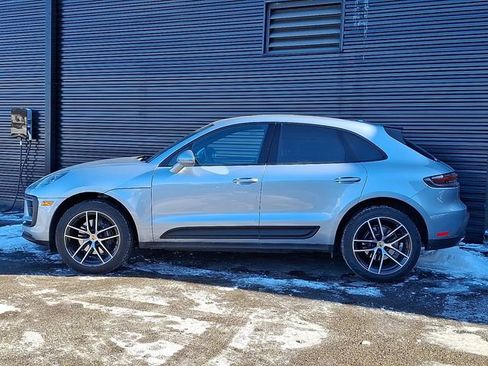 Certified 2026 Porsche Macan AWD/4WD image 2