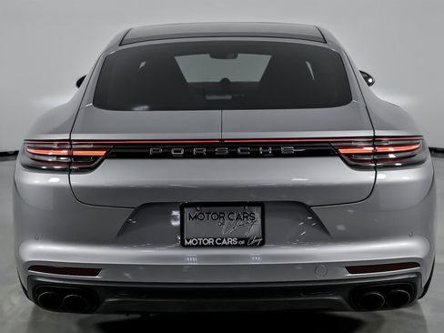 Used 2017 Porsche Panamera Turbo image 11