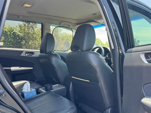 Used 2015 Mercedes-Benz C 300 Sedan w/ Premium 1 Package image 11