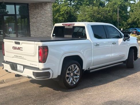 Used 2024 GMC Sierra 1500 Denali w/ Denali Reserve Package AWD/4WD image 6