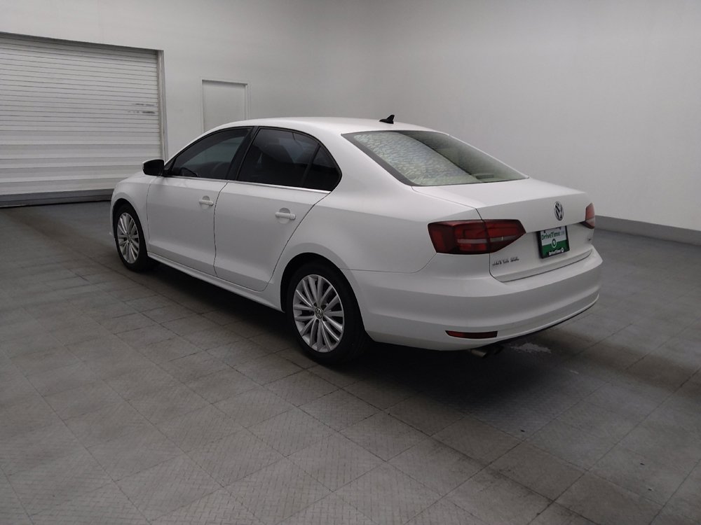 Used 2016 Volkswagen Jetta SEL w/ Lighting Package FWD image 3