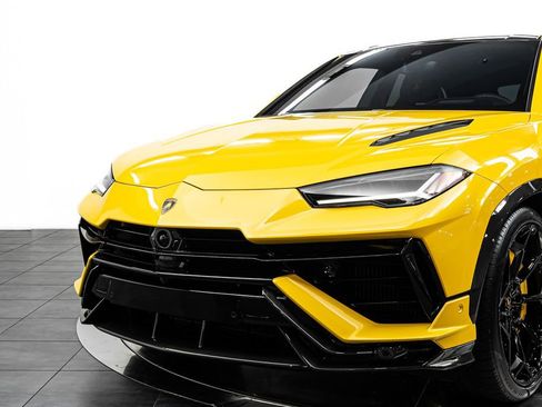 Used 2023 Lamborghini Urus Performante image 15
