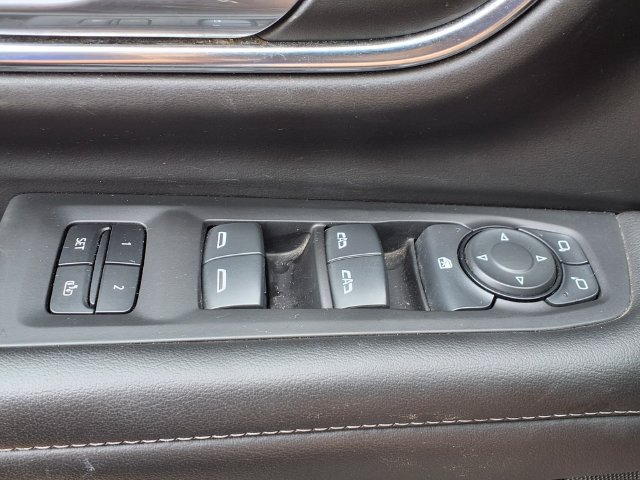 Used 2024 Chevrolet Tahoe LT AWD/4WD image 18