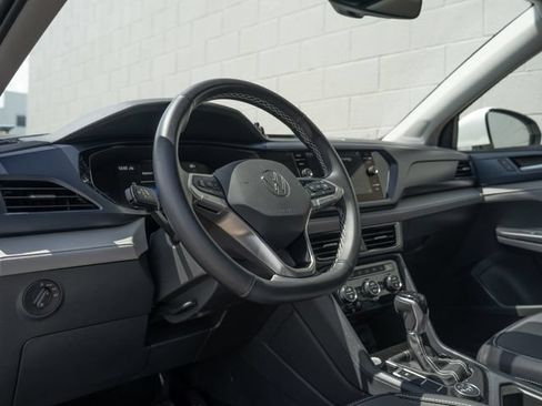 Used 2023 Volkswagen Taos S FWD image 4
