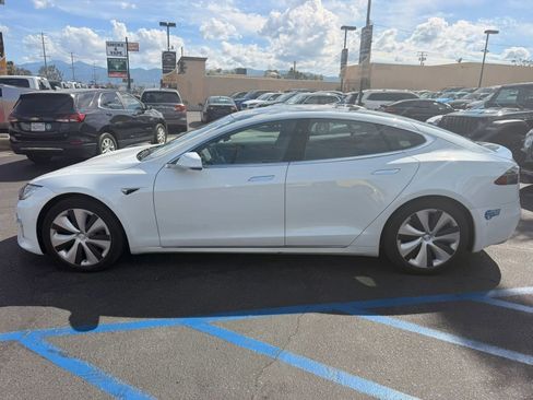 Used 2021 Tesla Model S AWD image 4