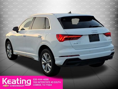 Used 2025 Audi Q3 2.0T Premium AWD/4WD image 2