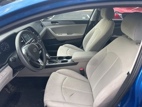 Used 2019 Hyundai Sonata SE FWD image 12