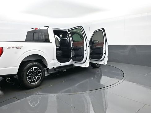 Used 2023 Ford F150 Lariat AWD/4WD image 29