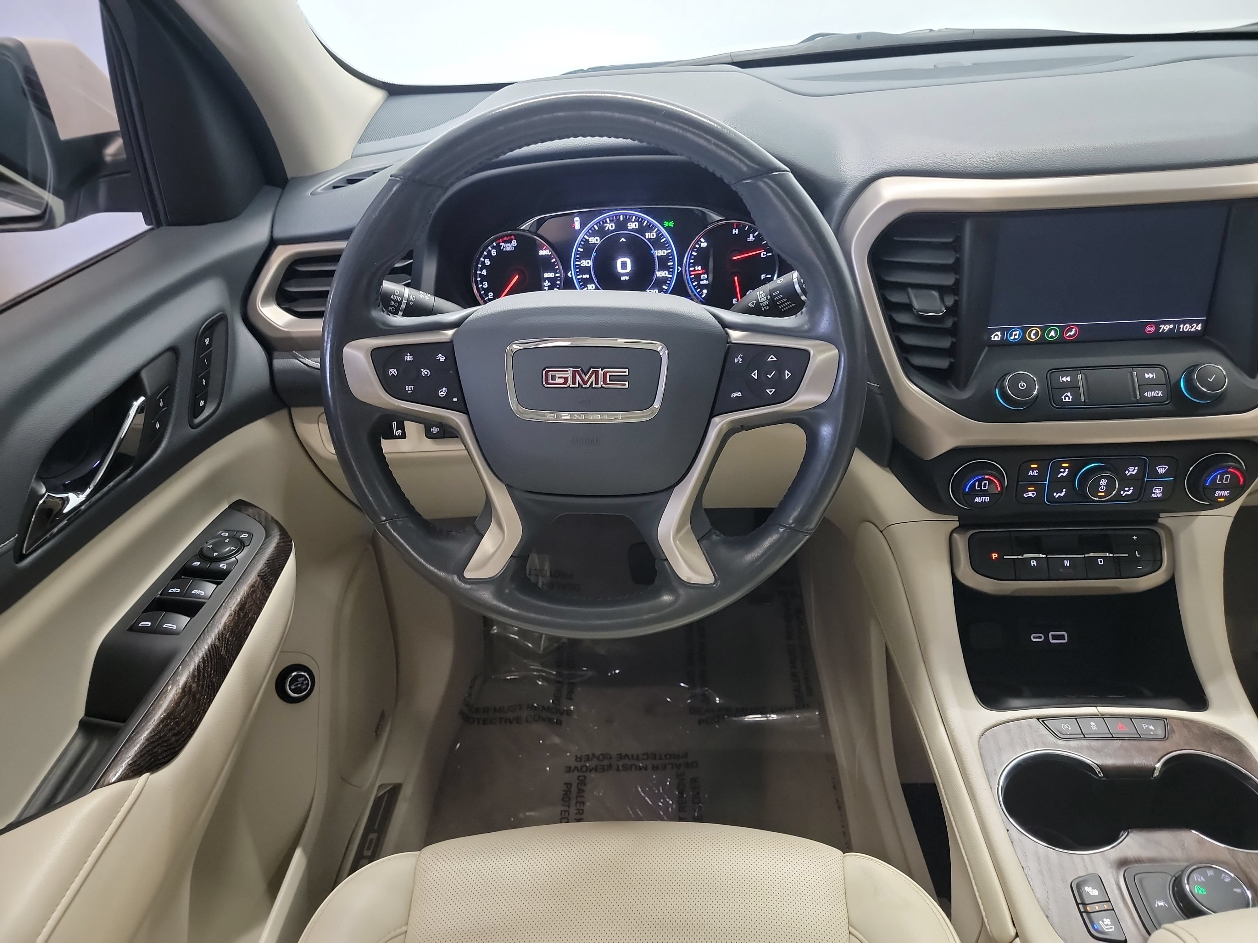 Used 2022 GMC Acadia Denali w/ Denali Ultimate Package AWD/4WD image 16