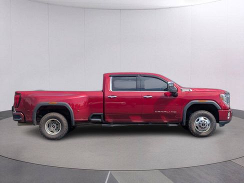 Used 2020 GMC Sierra 3500 Denali w/ Denali Ultimate Package AWD/4WD image 8