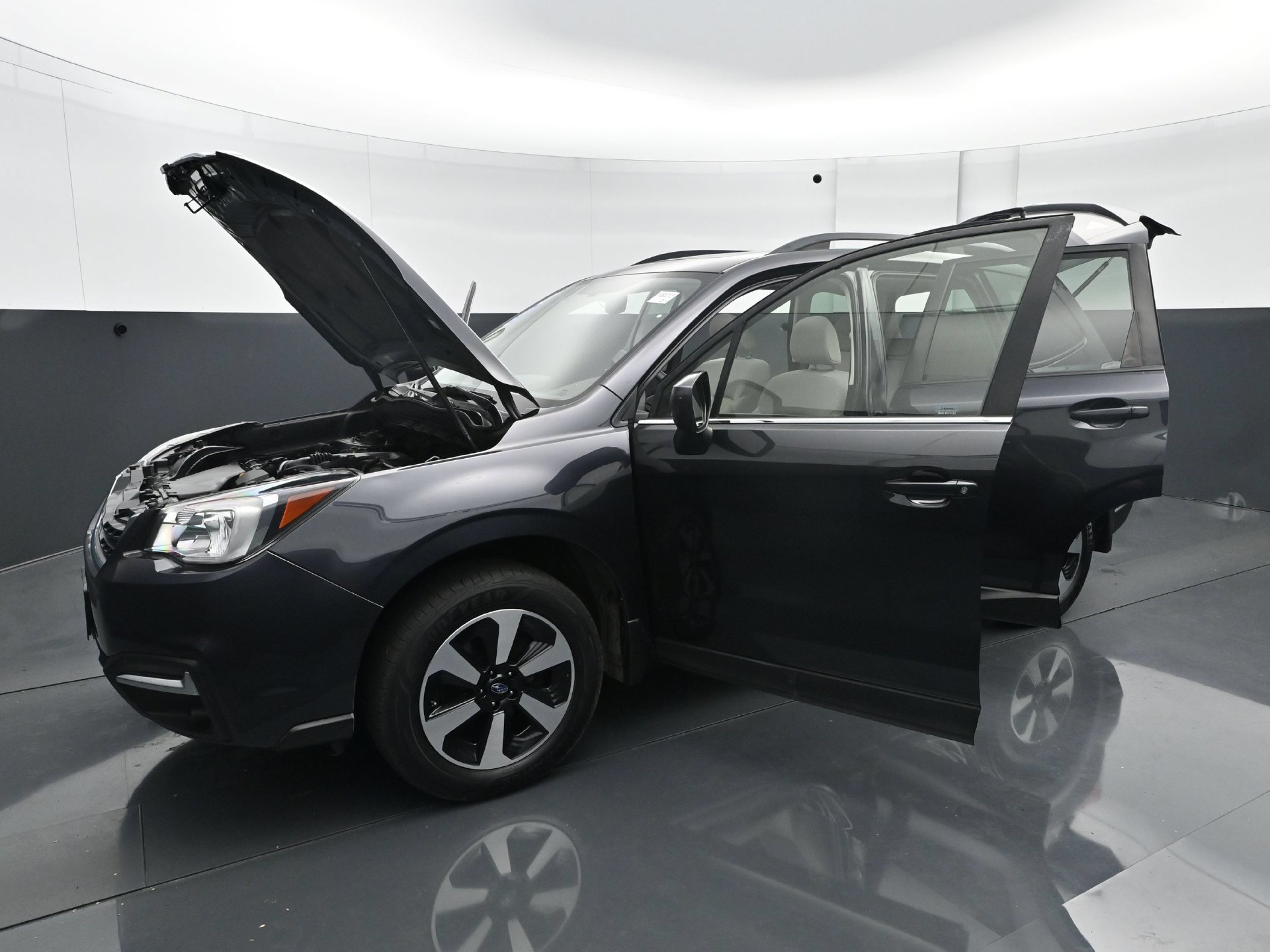 Used 2018 Subaru Forester 2.5i Premium w/ All-Weather Package AWD/4WD image 30