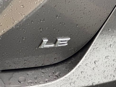 Used 2019 Toyota Camry LE image 21