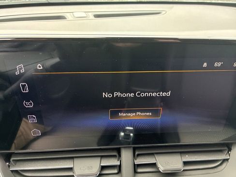 New 2026 Chevrolet Trax LT w/ LT Convenience Package FWD image 6