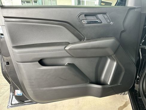 New 2025 GMC Canyon Elevation w/ Convenience Package image 11