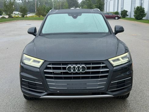 Used 2018 Audi Q5 2.0T Premium Plus w/ Premium Plus Package AWD/4WD image 2