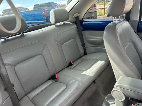 Used 2007 Volkswagen Beetle Coupe w/ Package 2 image 22