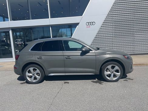 Used 2023 Audi Q5 2.0T Premium Plus w/ Premium Plus Package image 14