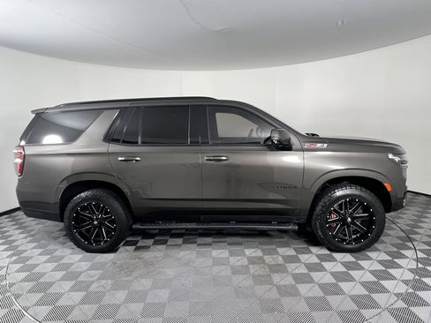 Used 2021 Chevrolet Tahoe Z71 w/ Z71 Signature Package image 11