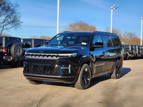 New 2026 Jeep Grand Wagoneer Summit w/ Premium Group III image 2