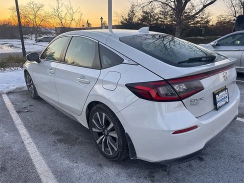Certified 2023 Honda Civic EX-L image 6
