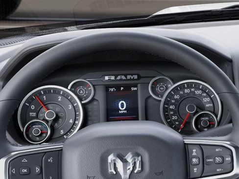 New 2025 RAM 2500 Big Horn AWD/4WD image 18