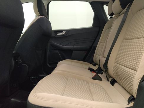 Used 2021 Ford Escape SE w/ SE Sport Appearance Package FWD image 18