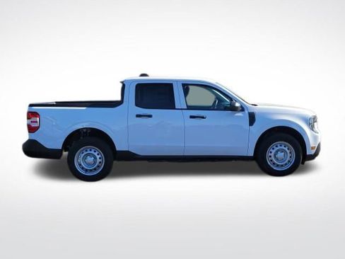 New 2025 Ford Maverick XL w/ Equipment Group 101A image 10