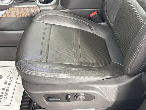 Used 2021 GMC Sierra 2500 Denali w/ Denali Black Diamond Edition image 19