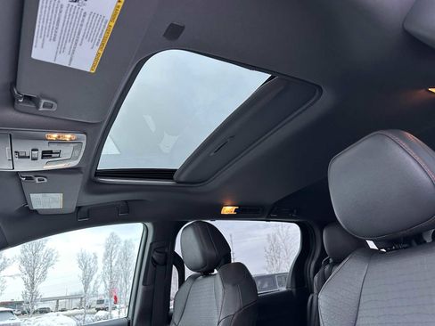 Used 2023 Toyota Sienna XSE image 23