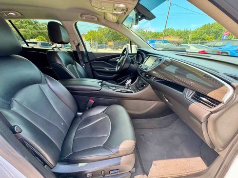 Used 2019 Buick Envision Essence FWD image 15