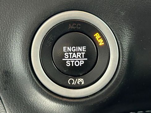 Used 2022 Dodge Challenger R/T Scat Pack RWD image 20