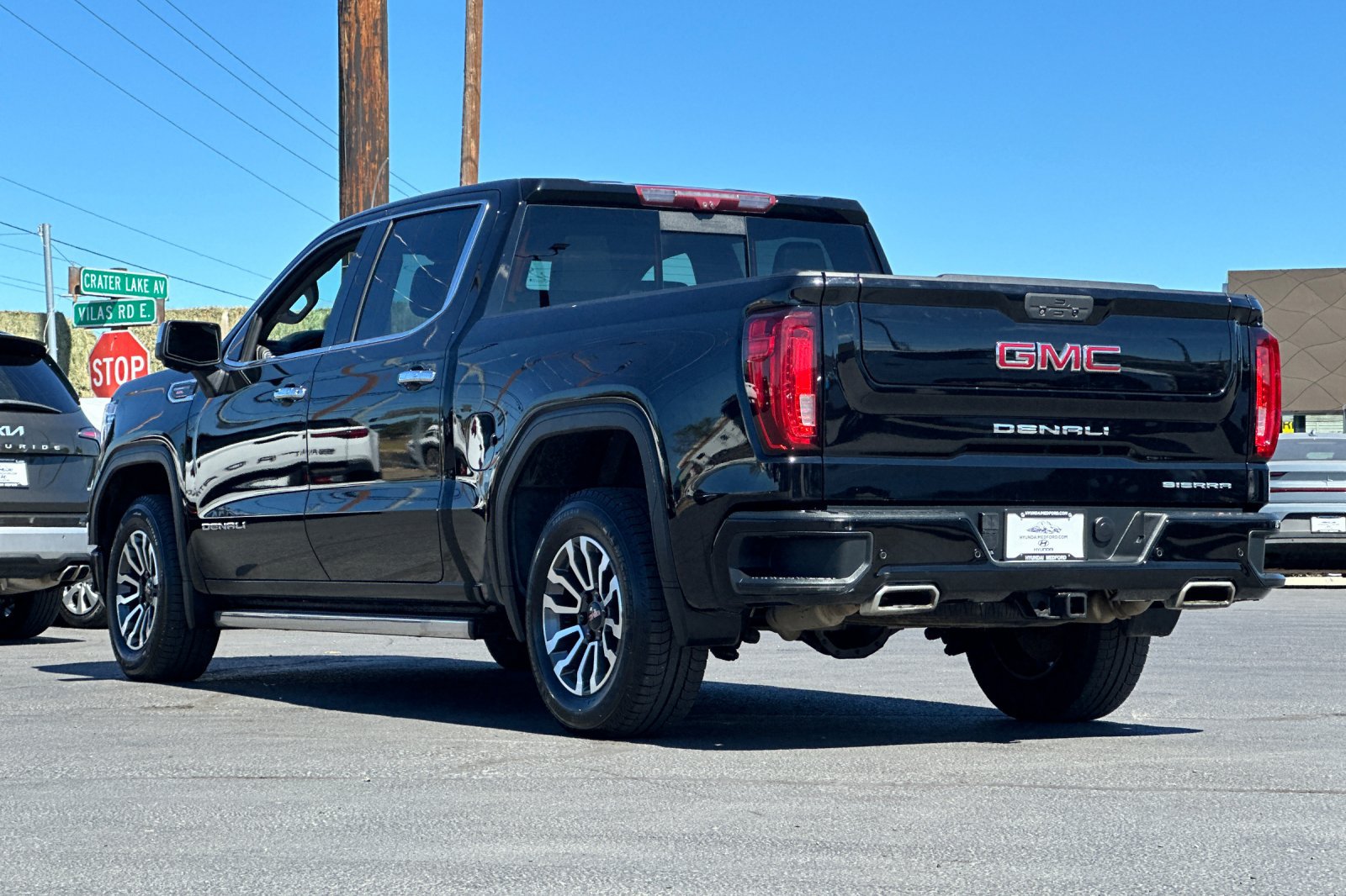 Used 2021 GMC Sierra 1500 Denali w/ Denali Carbonpro Edition AWD/4WD image 6