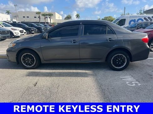 Used 2010 Toyota Corolla image 4