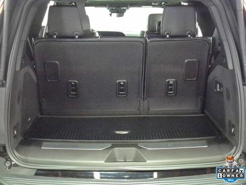 Used 2023 Cadillac Escalade Premium Luxury w/ Performance Package AWD/4WD image 30