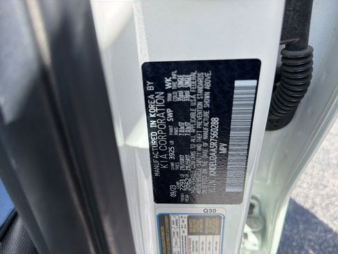 Used 2024 Kia Seltos S FWD image 9