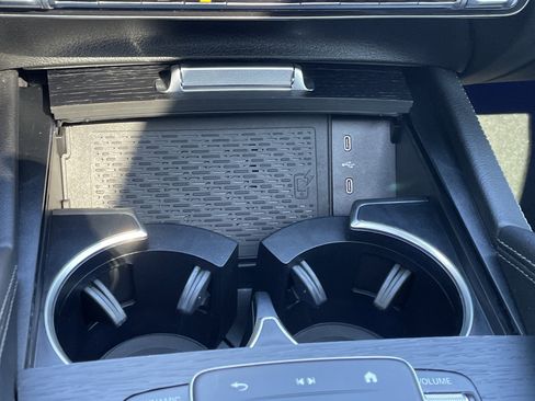 Certified 2025 Mercedes-Benz GLE 350 4MATIC w/ AMG Line Exterior image 34